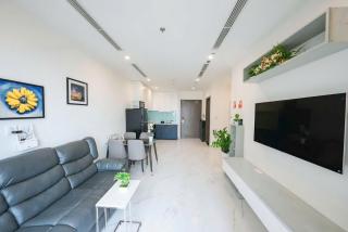 1BR Beverly VIP Luxury View Vinwonder & River - 8