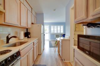 First-Floor Brigantine Condo Steps to Ocean! - Brigantine - 6