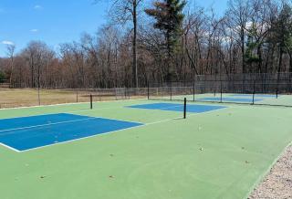 2 Lakefront Cottages with Docks, Bikes, BBQ - 3