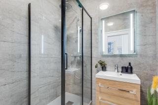 Stylish Central Prague 3BR 3BA Apartment by Wenceslas Square - 1