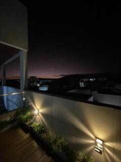 Large house in the Center - Balcony overlooking the mountains - 2