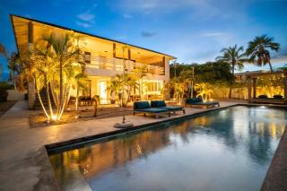 Villa Vierkant with a quiet location a private pool and an extra spacious outdoor area - 0