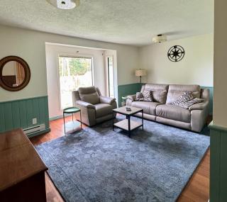 Blue Cypress Suite- Downtown Tofino - 4