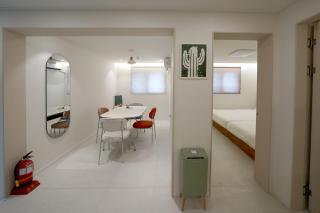 Hugainn Yeonnam J - 9