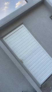 Comfortable House with Air-conditioned and complete Bedroom - 2