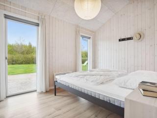 Holiday Home Hasten - 600m from the sea by Interhome - 5