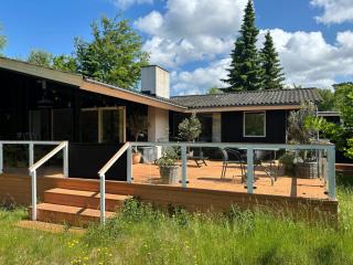 Cozy Family Holiday Home By Nordstrand - 1