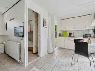 Holiday Home Unker - 800m from the sea by Interhome - 3