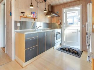 Holiday Home Maika - 800m to the inlet by Interhome - 1