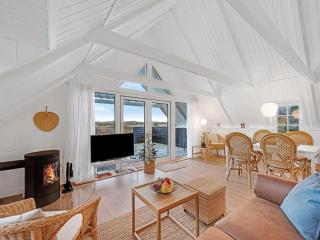 Holiday Home Gunhwat - 350m to the fjord by Interhome - 4