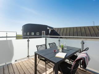 Apartment Aiana - 250m from the sea by Interhome - 2