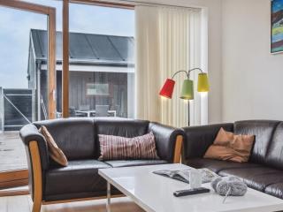 Apartment Elara - 200m from the sea by Interhome - 2