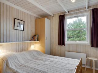 Holiday Home Tino - 900m from the sea by Interhome - 3