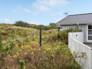 Holiday Home Tino - 900m from the sea by Interhome - 3