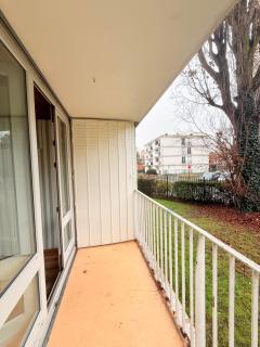 Positive country - 8