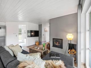 Holiday Home Roswitha - 1-5km from the sea by Interhome - 6