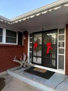 Under the Fig Tree Retreat - 6