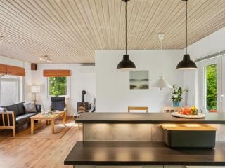 Holiday Home Merit - 800m from the sea by Interhome - 9