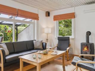 Holiday Home Merit - 800m from the sea by Interhome - 1