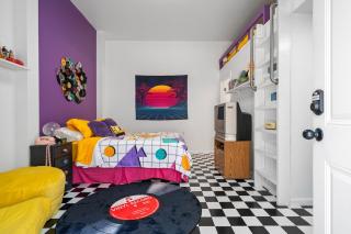 Retro Loft Getaway l Mario Fun & Farm Vibes - 0