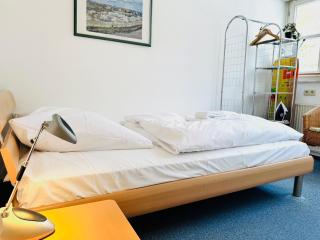 Cello Apartment- 4 Personen- Parkplatz- Waschmaschine - 5