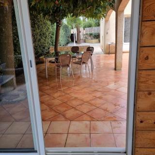 villa familiale piscine privé sans vis à vis - 3