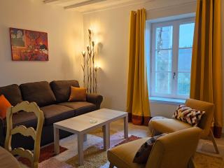 LE PETIT BRY charmante longère au pied du chateau - 8