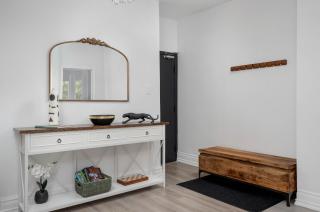 Vintage Charm on Roncesvalles - 7