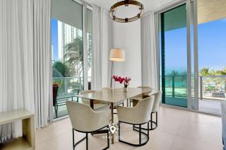 Beautiful Balcony 2BR Resort - 6