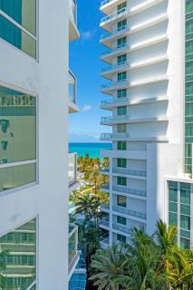 FontaineBleau Suite at Miami Beach - 8
