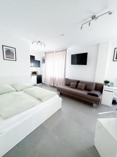 Durdi - Serviced Apartments - 24h Self-Check-in & Parking - 0