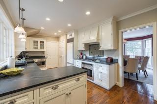 Gorgeous Unique House in Bethesda with 8 Beds - 7