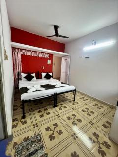 Disha comfort beach stay Calangute - 2