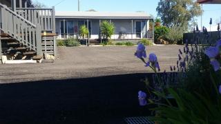 Injune Haven Motel - 1