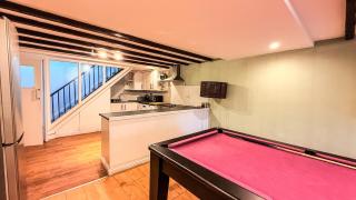 Perfect House for Group Getaways - Sleeps 14 - 4BR - 5