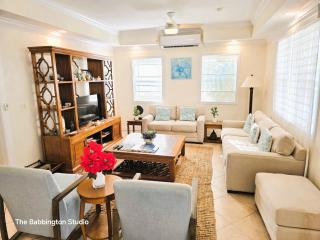 The Babbington Villa - 8