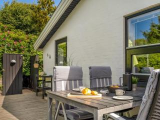 Holiday Home Annemone - 900m from the sea by Interhome - 6