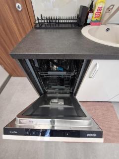 Malavi F4 top center studio Ruse - 2