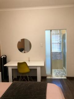 Unit 157 Centaurus Road - 3