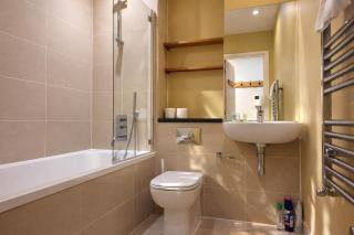Still Life Clerkenwell Executive - 3