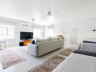 Holiday Home Kapteenin huvilat by Interhome - 2
