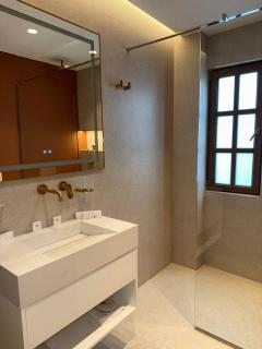 Hani i Gjelit Hotel, Korce - 1