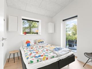 Holiday Home Harri - 400m from the sea by Interhome - 1