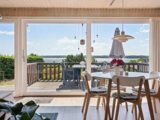 Holiday Home Sighbiorn - 150m to the inlet by Interhome - 3