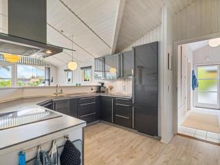 Holiday Home Frederikke - 875m from the sea by Interhome - 2