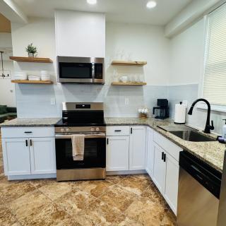 Spacious 3BR unit in Boston Free parking - 9