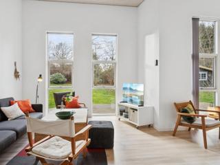 Holiday Home Erikke - 575m from the sea by Interhome - 9