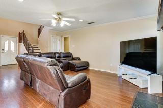 Private Yard and Pool 3,200-Sq-Ft Gem in Fort Worth - 6