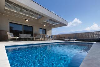 וילה פאן 4 חדרי שינה בריכה מחוממת Villa Fun 4 BR Heated Pool - 8