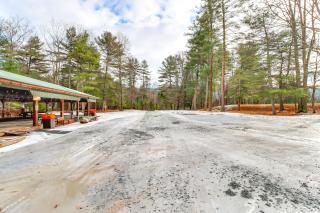 Community Perks Elk Creek Escape - Deluxe Cabin C - 7